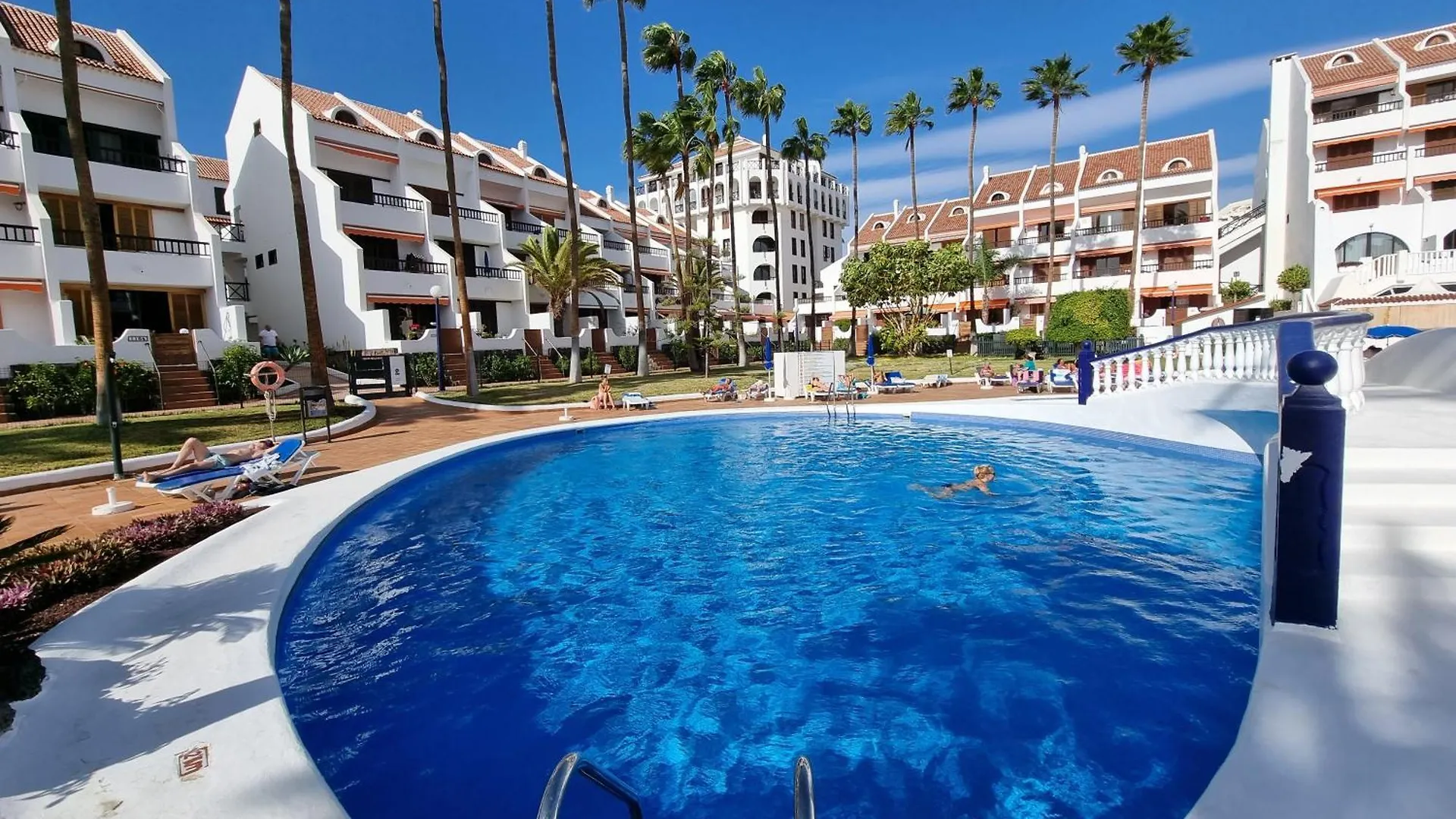 Holiday home Duplex Parque Santiago 2 Close To Pool, Sea + Beach, Central, Wifi, Heated Pool Villa Playa de las Americas